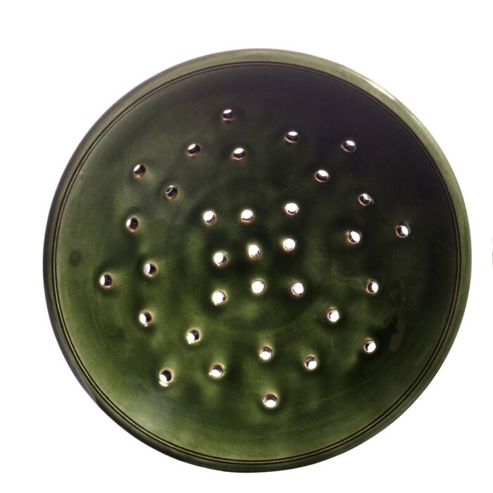 assiette passorie céramique verte poterie barbotine