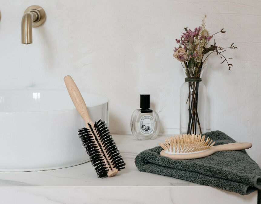 Comment nettoyer naturellement votre brosse à cheveux ?