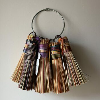 brosse à casseroles ou légumes en paille de sorgho artisanale la balaiterie